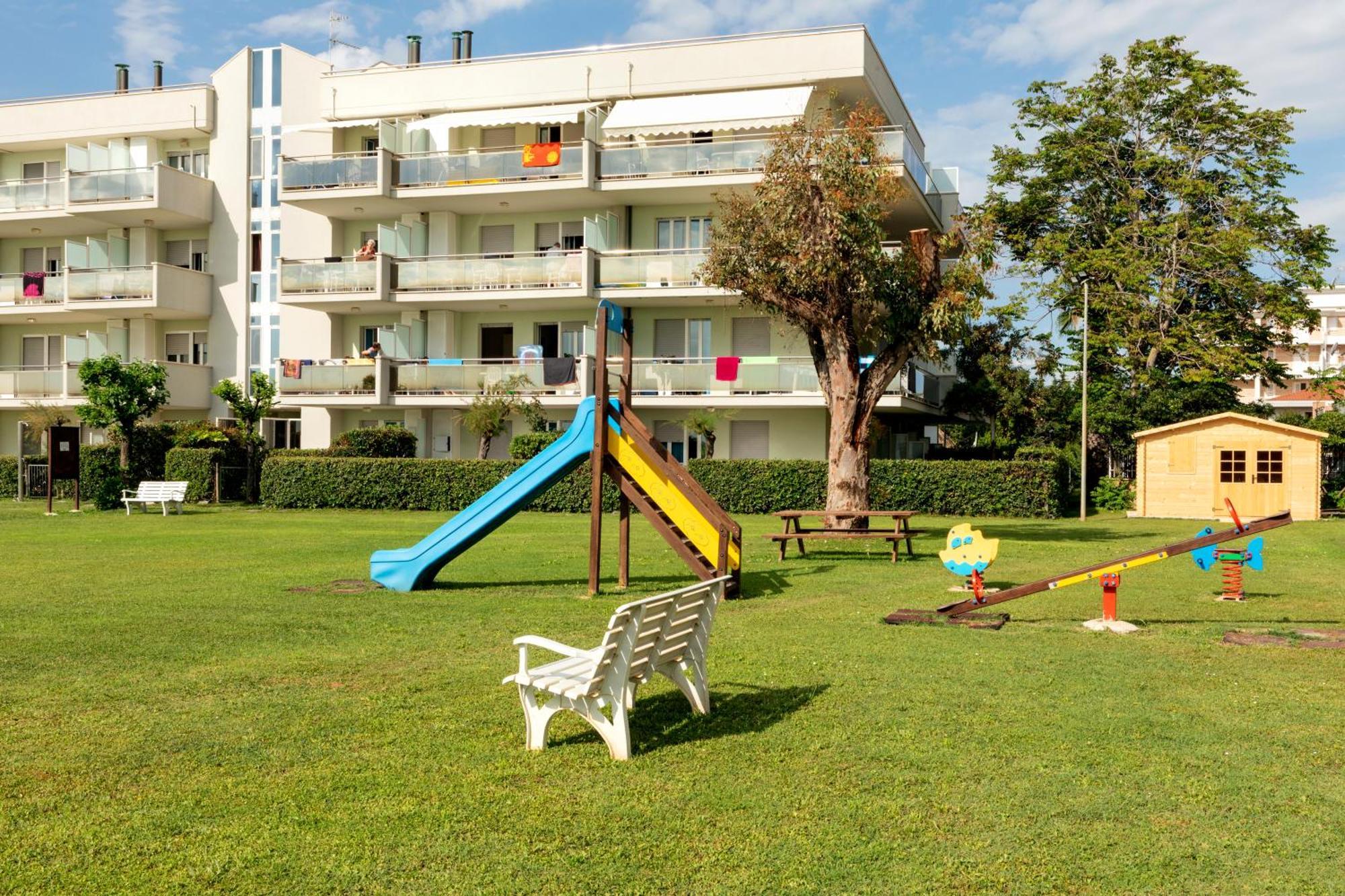 سان بنيديتّو ديل ترونتو Residence Brezza Di Mare المظهر الخارجي الصورة
